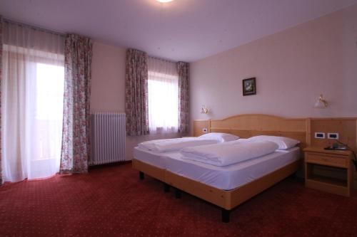 Hotel Resa Blancia San Vigilio Di Marebbe Esterno foto