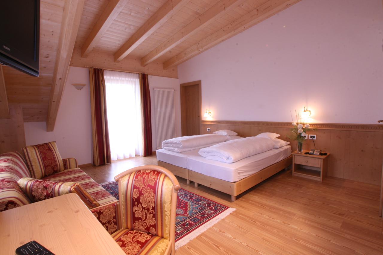 Hotel Resa Blancia San Vigilio Di Marebbe Esterno foto