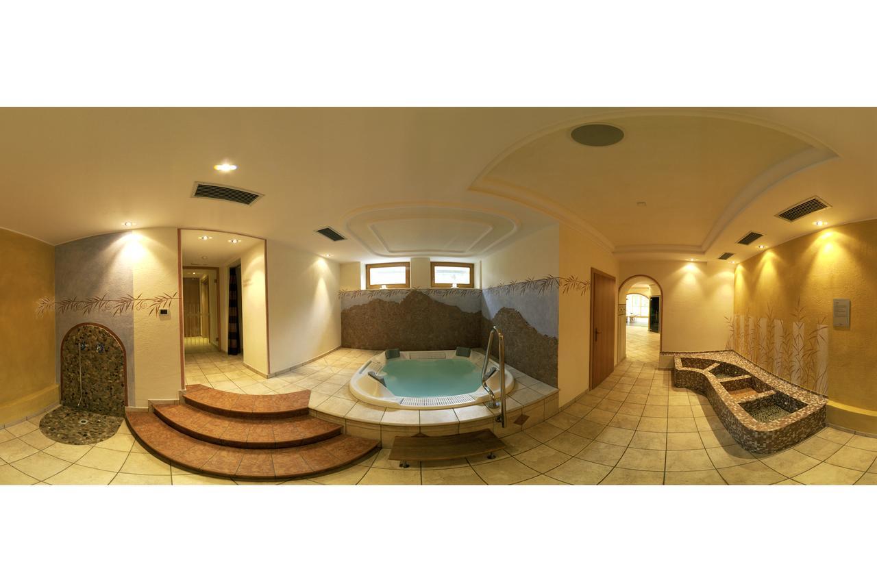 Hotel Resa Blancia San Vigilio Di Marebbe Esterno foto